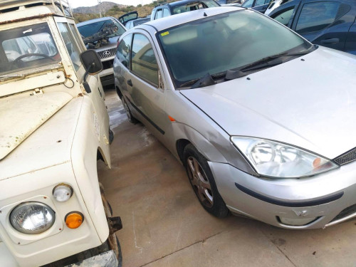  FORD FOCUS BERLINA (CAK) 