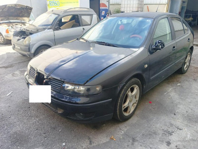SEAT LEON (1M1)