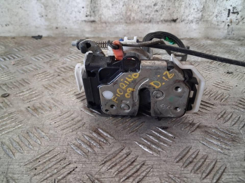 CERRADURA PUERTA DELANTERA IZQUIERDA 