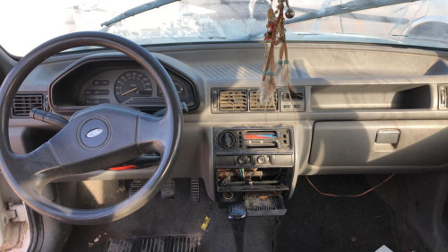 FORD FIESTA BERL./COURIER — автомобиль-донор на запчасти 