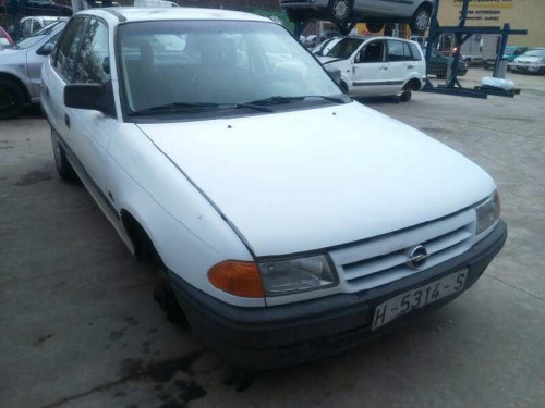  OPEL ASTRA F BERLINA 