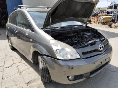  TOYOTA COROLLA VERSO (R1) 