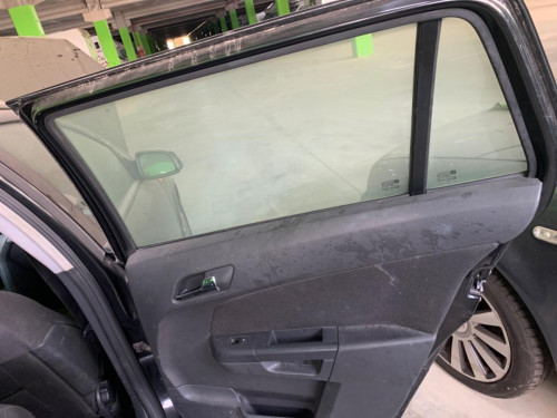 LUNA TRASERA DERECHA Opel ASTRA H CARAVAN 