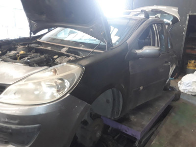 RENAULT CLIO III