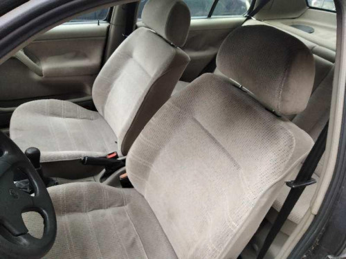  VOLKSWAGEN VENTO (1H2) 