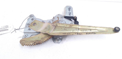 ELEVALUNAS TRASERO IZQUIERDO Toyota YARIS (NCP1/NLP1/SCP1) 