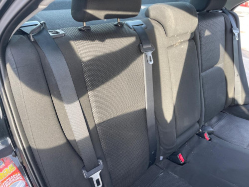 ASIENTOS TRASEROS Toyota AVENSIS BERLINA (T25) 