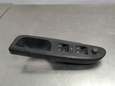 MANDO ELEVALUNAS DELANTERO IZQUIERDO, VOLKSWAGEN, PASSAT VARIANT (365)