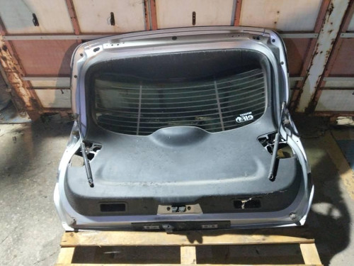 GUARNECIDO PORTON TRASERO RENAULT KADJAR 