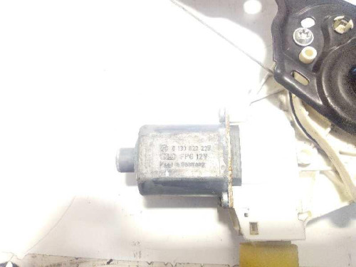  ELEVALUNAS DELANTERO DERECHO BMW SERIE 1 BERLINA (E81/E87) 