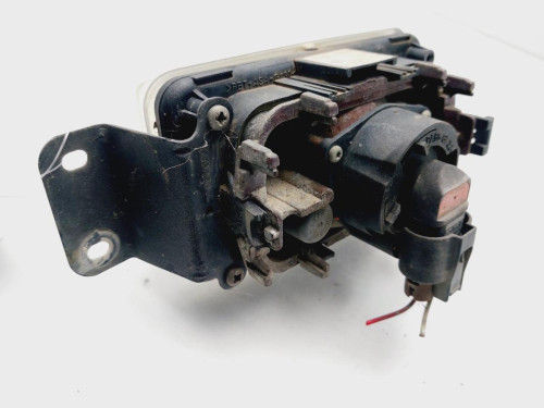 FARO ANTINIEBLA IZQUIERDO TOYOTA COROLLA (E12) 