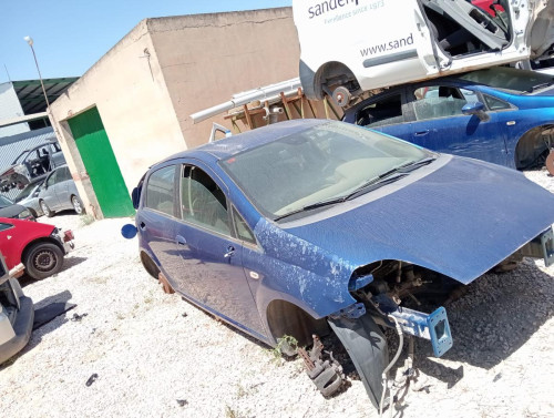 FIAT GRANDE PUNTO (199) — vehículo donante para recambios 