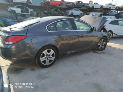 OPEL INSIGNIA BERLINA