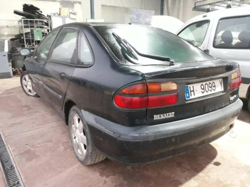  RENAULT LAGUNA (B56) 
