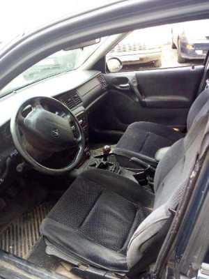 OPEL VECTRA B BERLINA