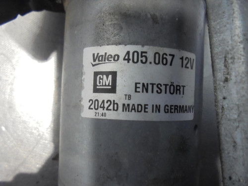 MOTOR LIMPIA DELANTERO Opel CORSA D 