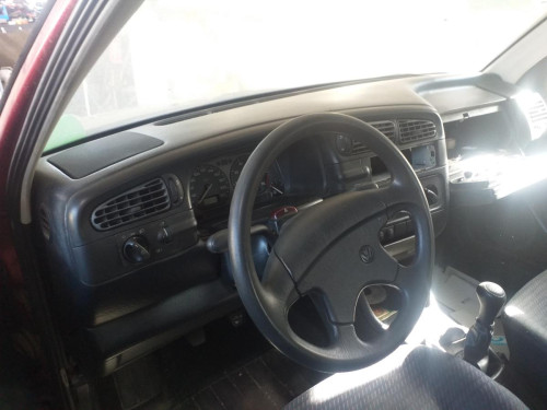  VOLKSWAGEN VENTO (1H2) 