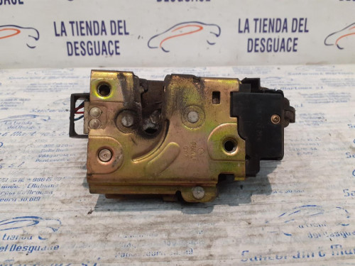  CERRADURA PUERTA DELANTERA DERECHA 