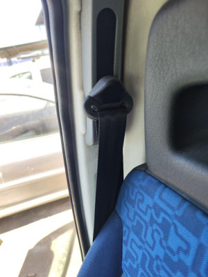 CINTURON SEGURIDAD DELANTERO DERECHO
