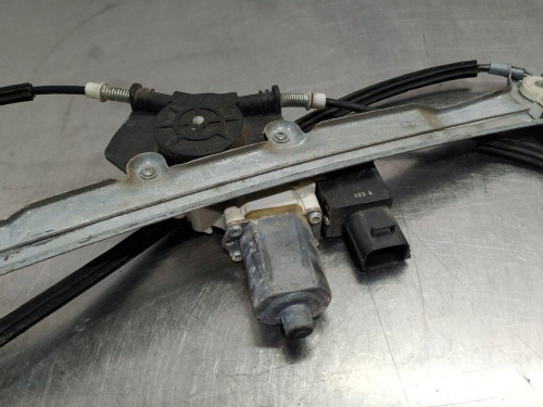  ELEVALUNAS DELANTERO DERECHO MITSUBISHI COLT CZ3 BERL. 5 (Z30A) 