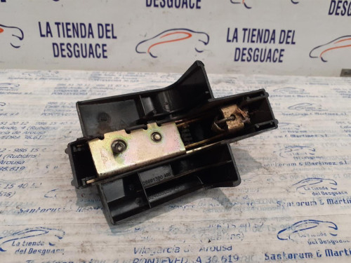  CERRADURA PUERTA TRASERA IZQUIERDA 