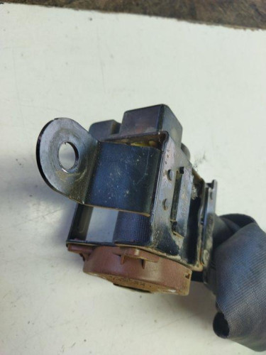 CINTURON SEGURIDAD TRASERO DERECHO Kia SORENTO (BL) 