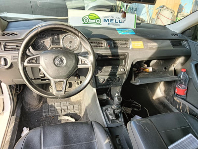 SKODA RAPID (NH)