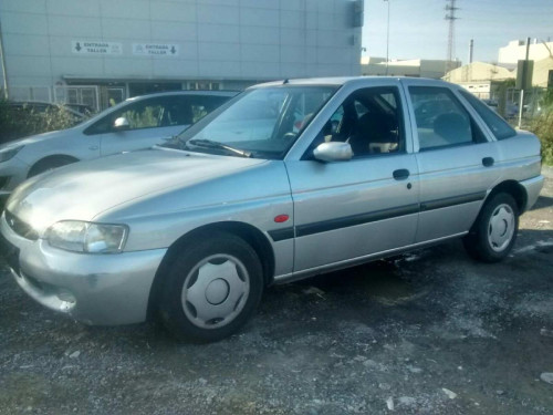  FORD ESCORT BERL./TURNIER 