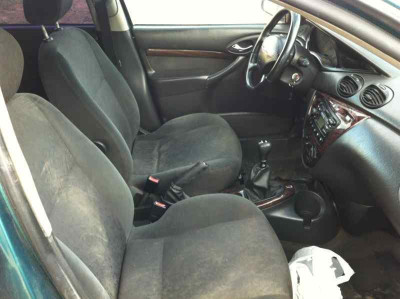 FORD FOCUS BERLINA (CAK)