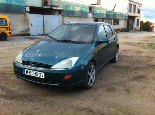 FORD FOCUS BERLINA (CAK) — vehículo donante para recambios 