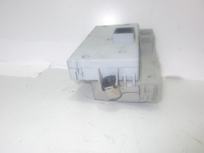 CAJA RELES / FUSIBLES