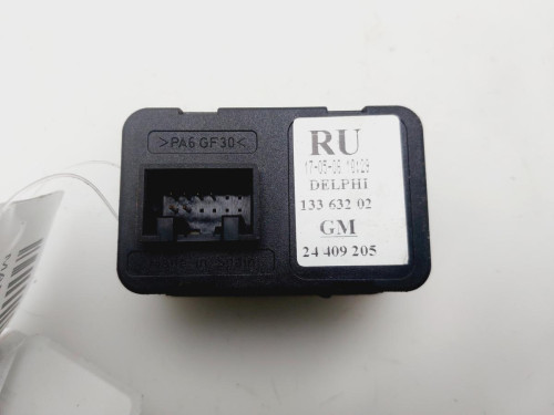 MANDO ELEVALUNAS DELANTERO IZQUIERDO OPEL CORSA C 