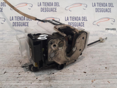 CERRADURA PUERTA DELANTERA DERECHA 
