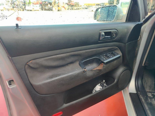 VOLKSWAGEN GOLF IV BERLINA (1J1)(10.1997) — Donor Vehicle for Used Parts 