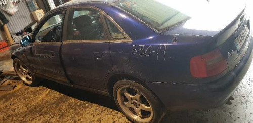  AUDI A4 AVANT (B5) 