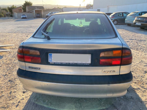 RENAULT LAGUNA (B56) — автомобиль-донор на запчасти 