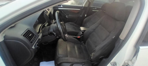 VOLKSWAGEN JETTA V (1K2) — Donor Vehicle for Used Parts 