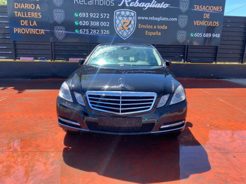  MERCEDES-BENZ CLASE E (BM 212) LIM. 