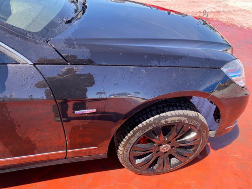  MERCEDES-BENZ CLASE E (BM 212) LIM. 