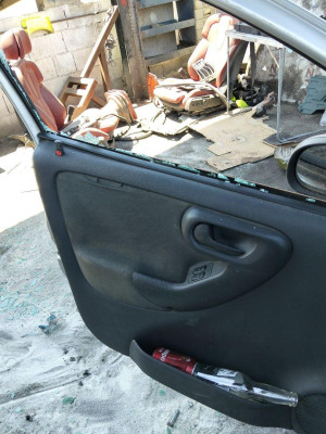 MANDO ELEVALUNAS DELANTERO IZQUIERDO