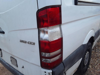 PILOTO TRASERO DERECHO
