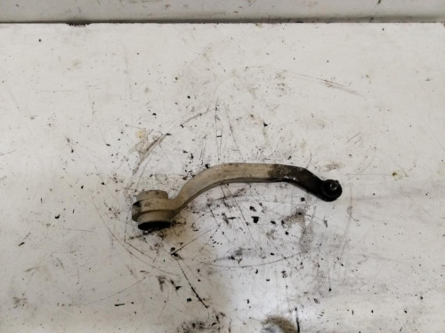 BRAZO SUSPENSION INFERIOR DELANTERO IZQUIERDO Volkswagen PASSAT BERLINA (3B2) 