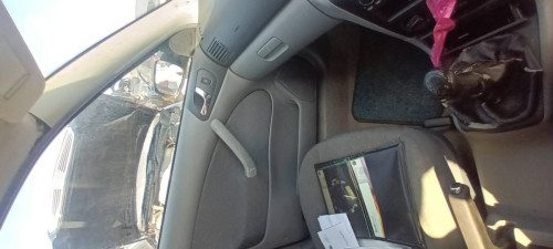  SKODA OCTAVIA BERLINA (1U2) 