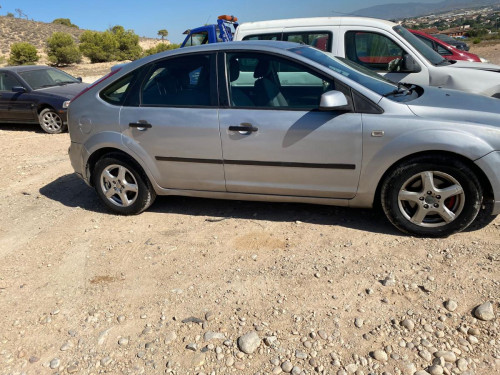 FORD FOCUS BERLINA (CAP) — автомобиль-донор на запчасти 