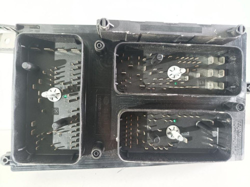  CAJA RELES / FUSIBLES OPEL ASTRA H CARAVAN 