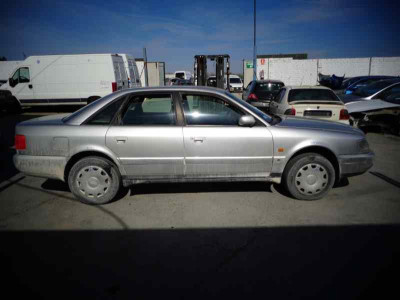 AUDI A6 BERLINA (C4)