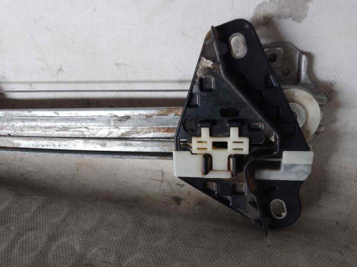 ELEVALUNAS TRASERO IZQUIERDO Honda CR-V (RE) 
