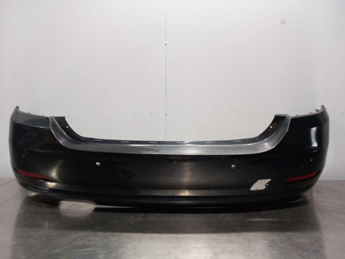 PARAGOLPES TRASERO 