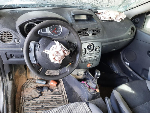  RENAULT CLIO III 