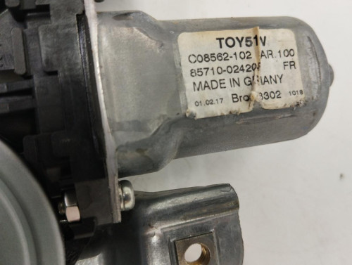 ELEVALUNAS DELANTERO DERECHO TOYOTA AURIS (E18) 